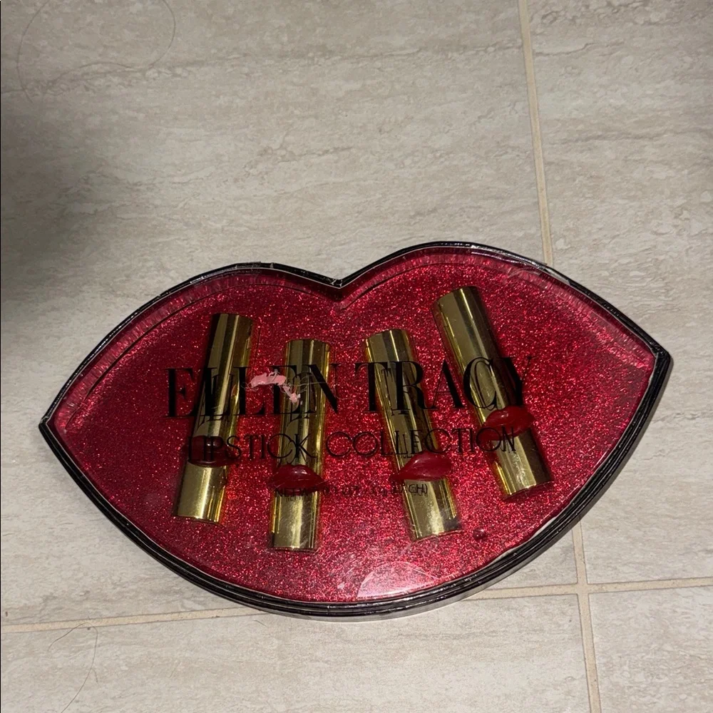 Ellen Tracy Red Glitter Lip-Shaped Lipstick Set with Gold Tubes